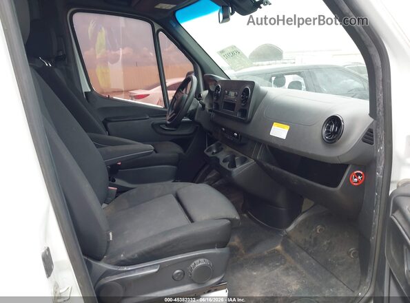 W1Y4EBHY9MT077233 2021 MERCEDES-BENZ SPRINTER White Front interior view