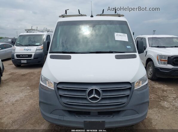 W1Y4EBHY9MT077233 2021 MERCEDES-BENZ SPRINTER White Instrument cluster view