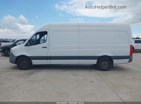 W1Y4ECHY8MT068366 2021 MERCEDES-BENZ SPRINTER White 360 interior view