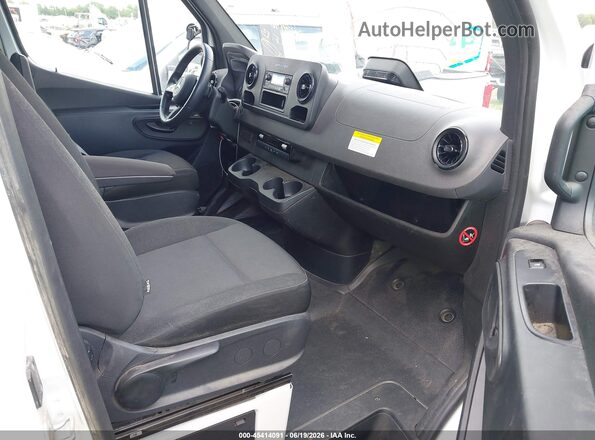 W1Y4KCHY4ST231973 2025 MERCEDES-BENZ SPRINTER White Vista de los asientos traseros