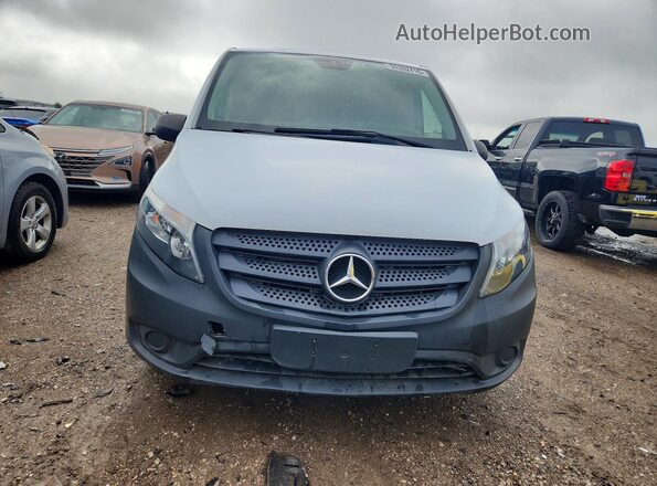 W1YV0BEY4L3749902 2020 MERCEDES-BENZ METRIS White Widok z przodu