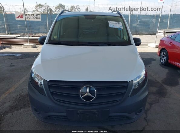 W1YV0BEY7P4298481 2023 MERCEDES-BENZ METRIS White Սարքավորումների վահանակի տեսք