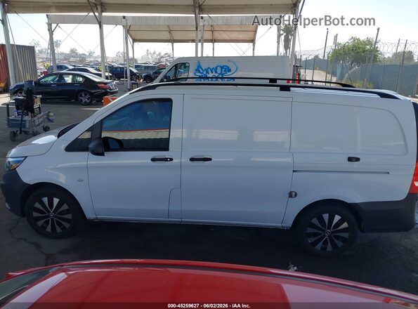 W1YV0BEY7P4298481 2023 MERCEDES-BENZ METRIS White Սալոնի 360 աստիճան տեսք