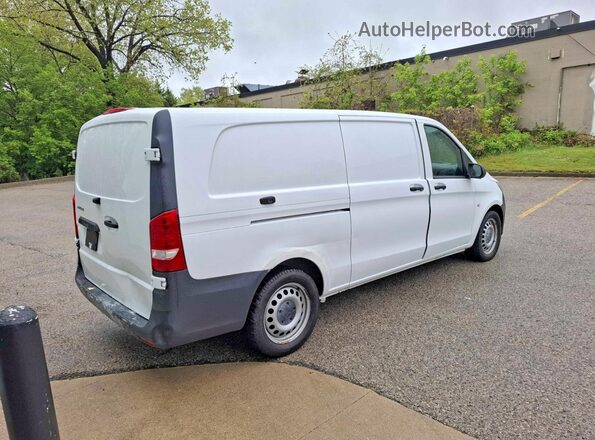 W1YV0CEY9M3867855 2021 MERCEDES-BENZ METRIS White Առջևի աջ