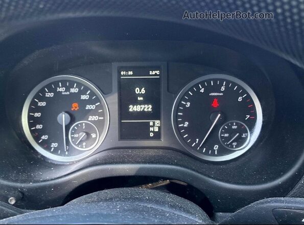 W1YV0CEY9M3867855 2021 MERCEDES-BENZ METRIS White Առջևի վահանակի տեսք