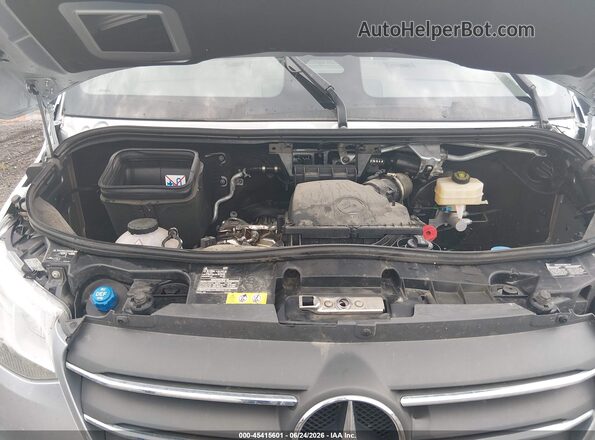 W1Z4NFHY4SP779906 2025 MERCEDES-BENZ SPRINTER Серебряный Вид сзади