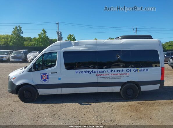 W1Z4NGHY3ST211451 2025 MERCEDES-BENZ SPRINTER White Панорамний вид салону 360°