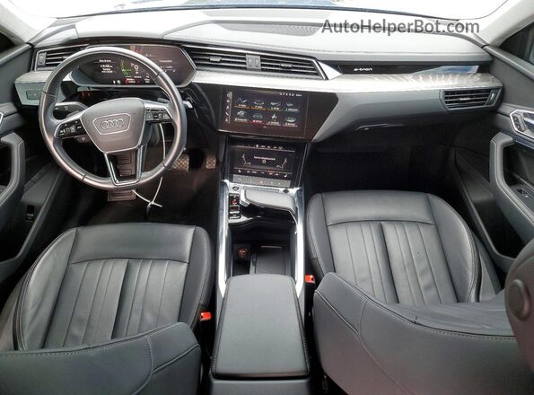 WA11AAGEXNB020559 2022 AUDI E-TRON Blue 