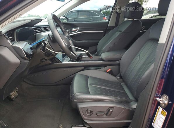 WA11AAGEXNB020559 2022 AUDI E-TRON Blue 