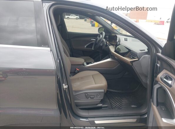 WA11AAGUXS2040989 2025 AUDI ALL Gray Вид салону спереду