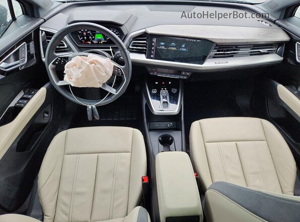 WA122BFZ7PP029978 2023 AUDI Q4 Silver წინა პანელის ხედი