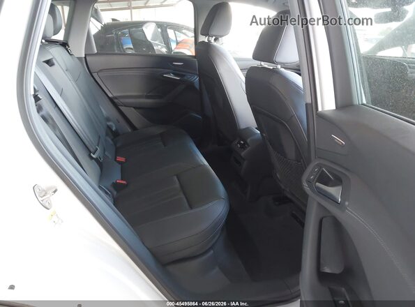 WA124BGF2SA044110 2025 AUDI Q6 E-TRON White Widok naklejki z numerem VIN