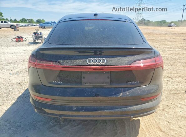 WA12AAGE2MB011941 2021 AUDI E-TRON Черный Вид сзади