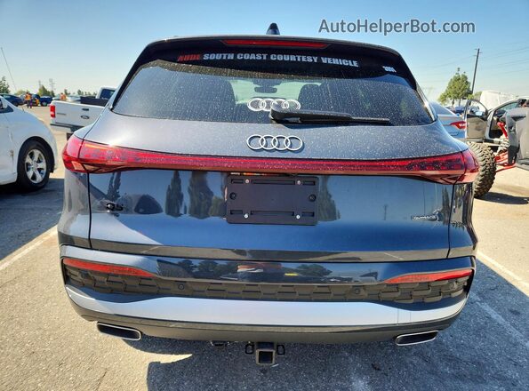 WA12AAGU0S2054467 2025 AUDI Q5 Charcoal Вид ззаду