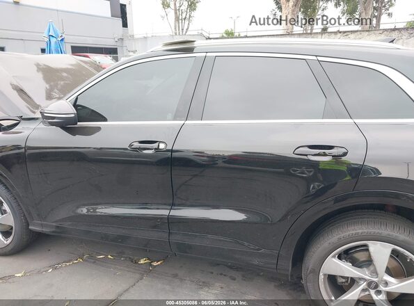 WA12AAGU1S2076803 2025 AUDI ALL Black 