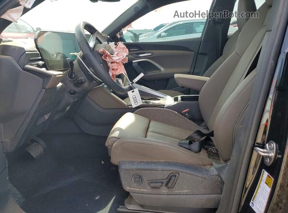 WA12AAGU8S2116228 2025 AUDI Q5 Black Front interior view