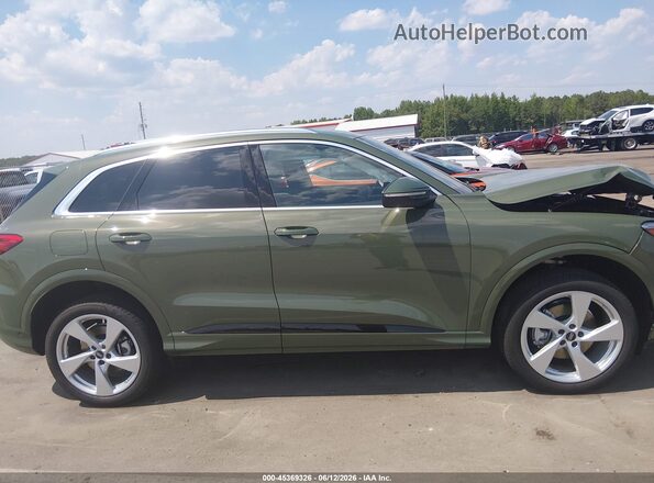 WA12AAGUXS2125657 2025 AUDI ALL Green Սալոնի հետևի տեսք
