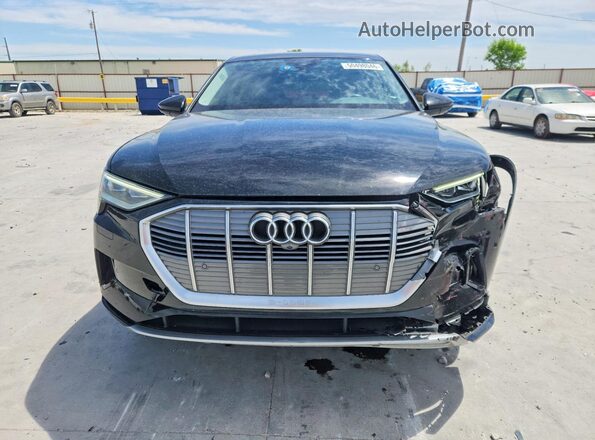 WA12ABGE9LB033052 2020 AUDI E-TRON Black Widok z przodu