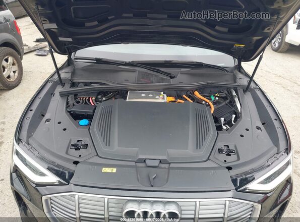 WA13AAGE4MB005837 2021 AUDI E-TRON Black Widok z tyłu