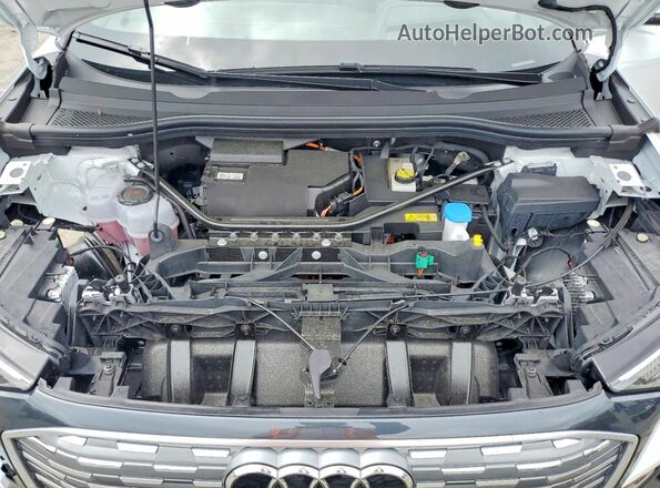 WA142BFZ2RP006474 2024 AUDI Q4 Белый 