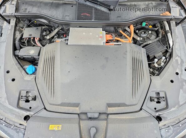 WA14ABGE4RB019884 2024 AUDI Q8 Black Սալոնի հետևի տեսք