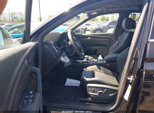 WA15AAFY3R2113264 2024 AUDI Q5 Black წინა სალონის ხედი