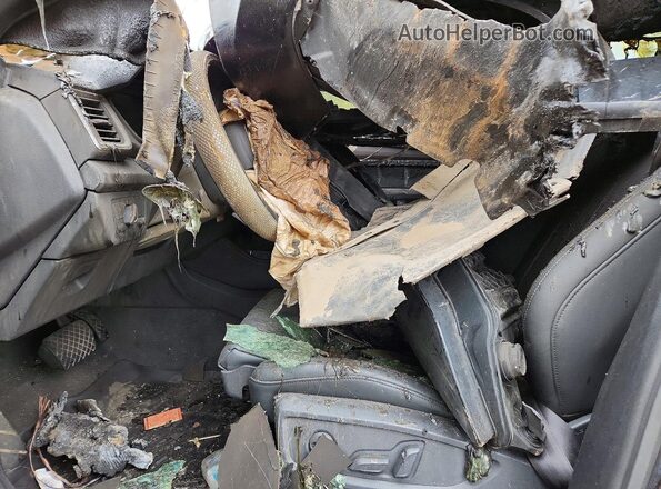 WA15AAFY6M2115759 2021 AUDI Q5 Black წინა სალონის ხედი