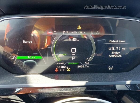 WA15AAGE0RB027625 2024 AUDI Q8 White Widok zestawu wskaźników