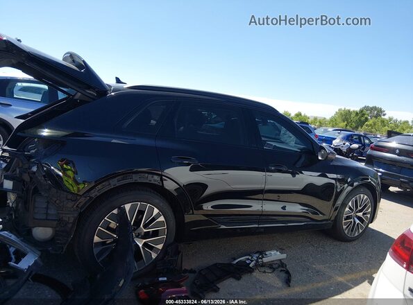 WA15AAGE0RB058342 2024 AUDI Q8 E-TRON Black 360 interior view