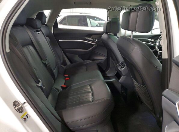 WA15AAGE4RB028759 2024 AUDI Q8 White 
