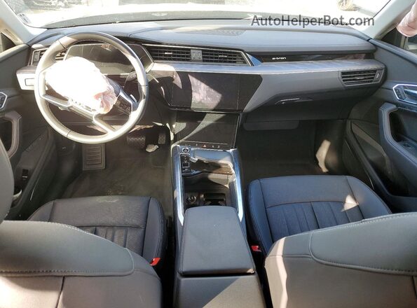 WA15AAGEXRB053858 2024 AUDI Q8 Черный 