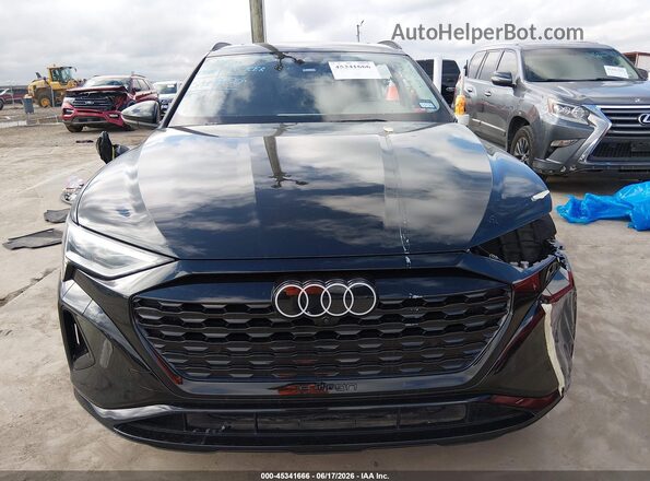 WA15ABGE1RB025128 2024 AUDI Q8 E-TRON Black Vista interior trasera