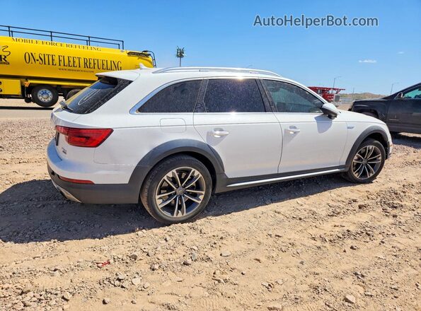 WA17NAF44HA062825 2017 AUDI A4 White Tył prawy