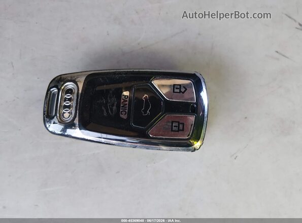 WA17NAF47HA064178 2017 AUDI OTHER White Առջևի վահանակի տեսք