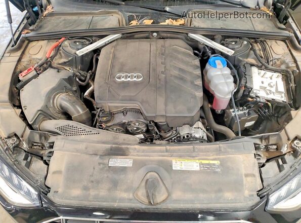 WA18AAF44MA017877 2021 AUDI A4 Black Vista del compartimento del motor