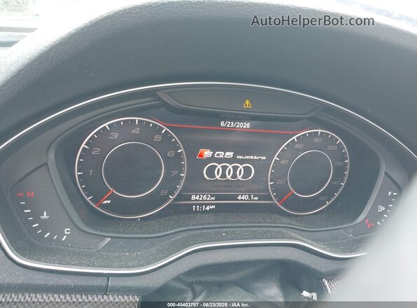 WA1A4AFY1J2054838 2018 AUDI SQ5 Gray Vista de los asientos traseros