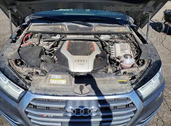 WA1A4AFY2J2020603 2018 AUDI SQ5 Gray Rear interior view