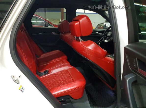 WA1A4AFY2J2213964 2018 AUDI SQ5 White 