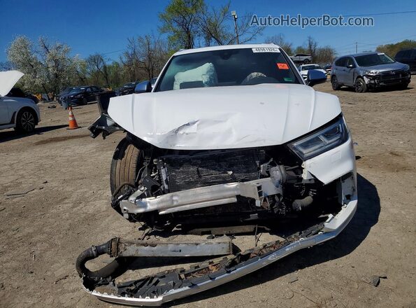 WA1A4AFY8J2209983 2018 AUDI SQ5 White 