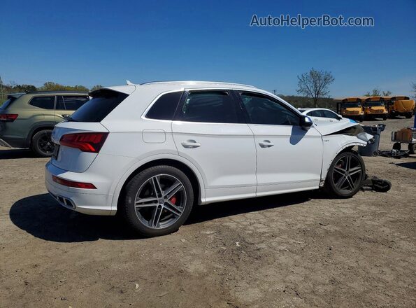 WA1A4AFY8J2209983 2018 AUDI SQ5 White 