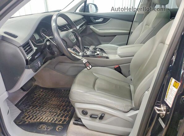 WA1AAAF75HD009318 2017 AUDI Q7 Black 