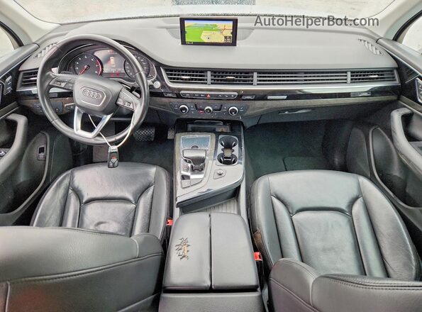 WA1AAAF78HD001066 2017 AUDI Q7 Silver წინა პანელის ხედი
