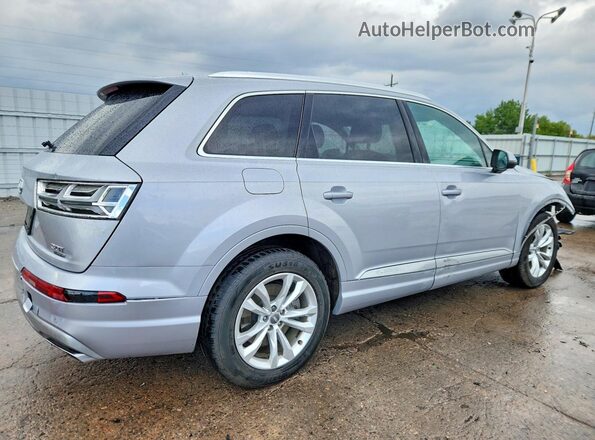 WA1AAAF78HD001066 2017 AUDI Q7 Silver უკანა მარჯვენა
