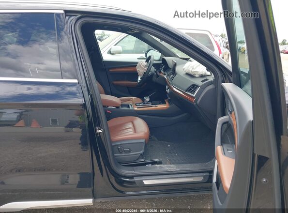 WA1AAAFY0M2090338 2021 AUDI Q5 Black წინა სალონის ხედი