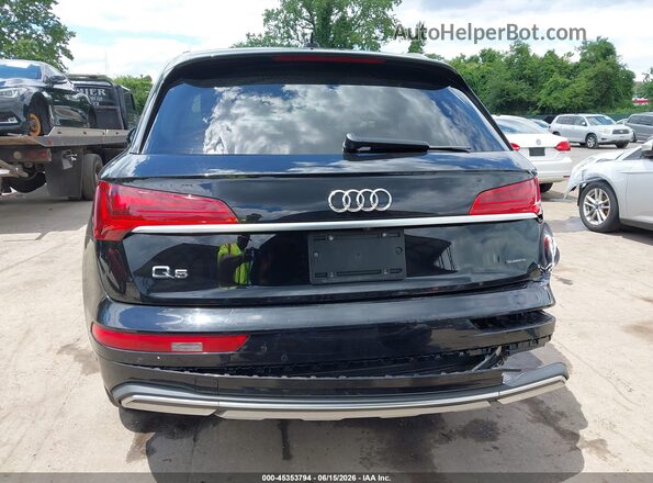 WA1AAAFY3M2002530 2021 AUDI Q5 Black Widok z przodu