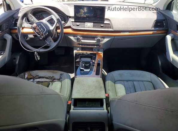 WA1AAAFY4M2102863 2021 AUDI Q5 Blue 