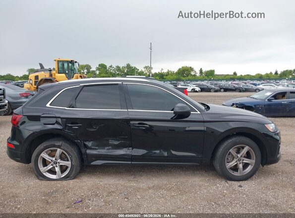 WA1AAAFY5M2086253 2021 AUDI Q5 Black Widok wnętrza z tyłu