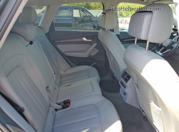 WA1AAAFY5M2125116 2021 AUDI Q5 Black 