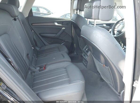 WA1AAAFY6M2030550 2021 AUDI Q5 Black VIN sticker view