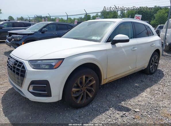 WA1AAAFY6M2081160 2021 AUDI Q5 White Front left
